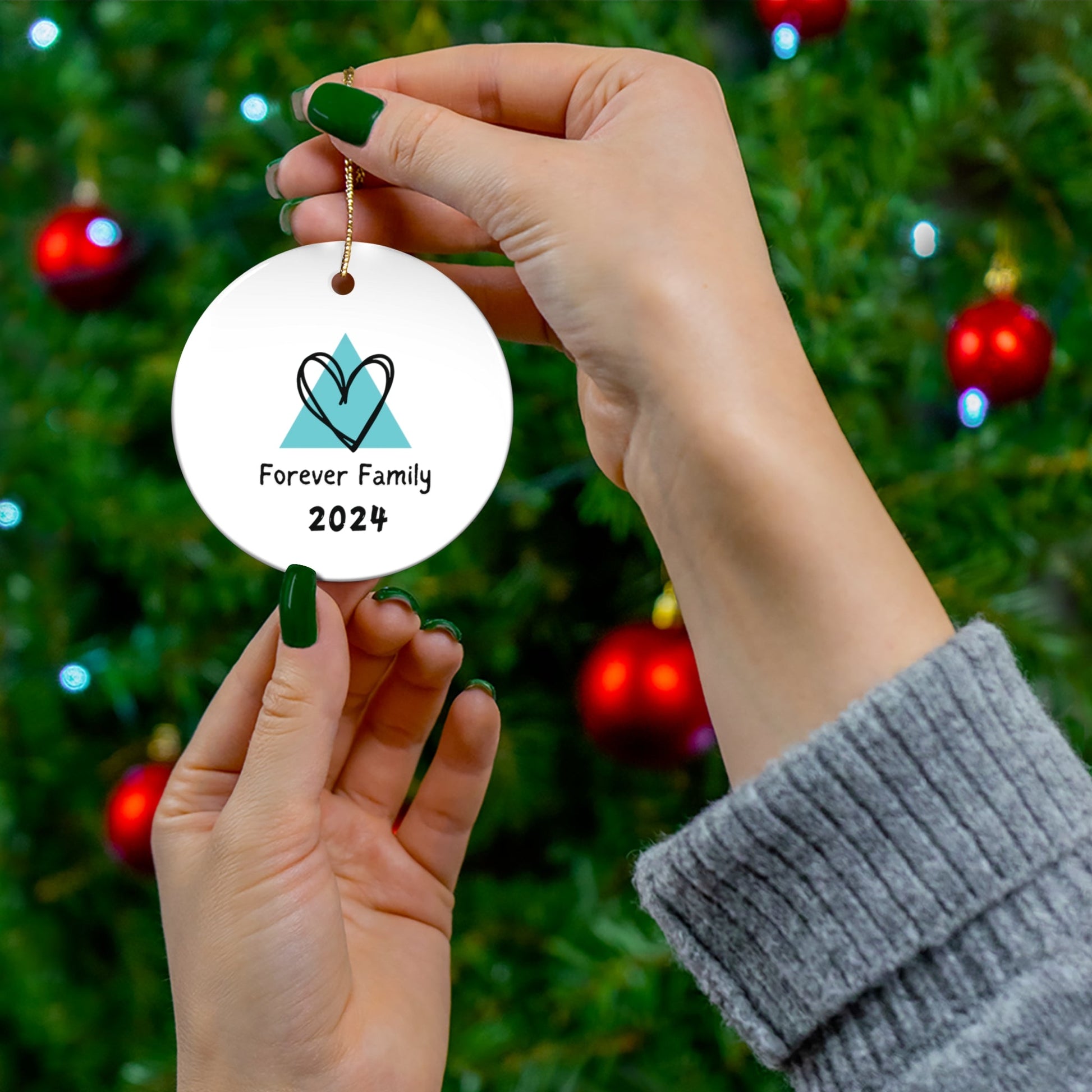 Forever Family 2024 - Ceramic Ornament, 4 Shapes32375569414408788458Home DecorReady Set Monkey